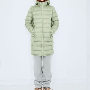 Aritzia NWT- The Little Puff Long